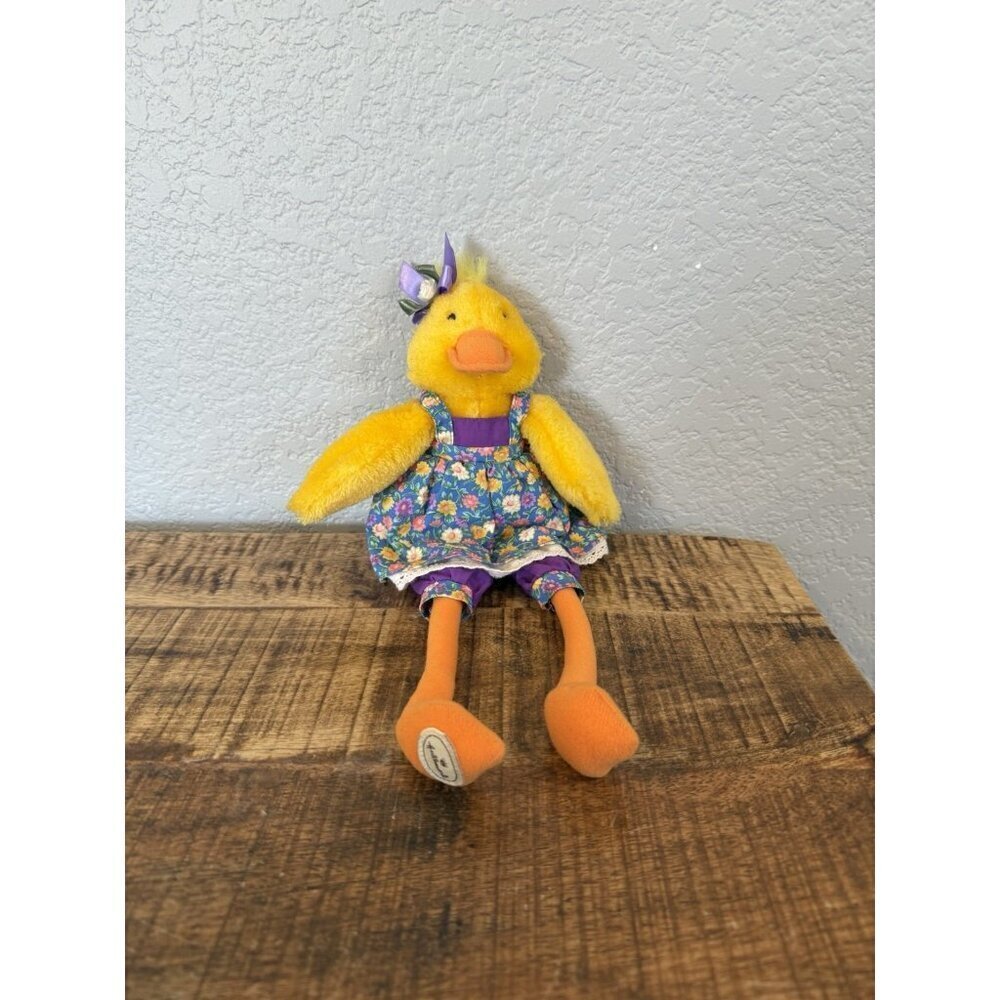 Hallmark Dipsy Duck Plush Storybook Friends Crayola Stuffed Toy Yellow